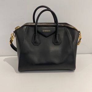 Limited Edition Givenchy Antigona Rubber medium